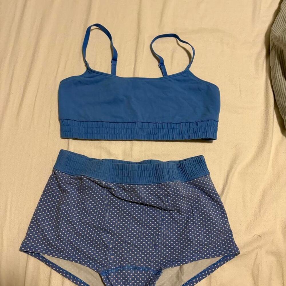 Colsie bralette and briefs set
